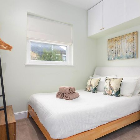 Cosy Flat 5 Min From Holland Park Station! London Apartamento Exterior foto